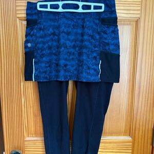 Athleta 2 in one skirted leggings
